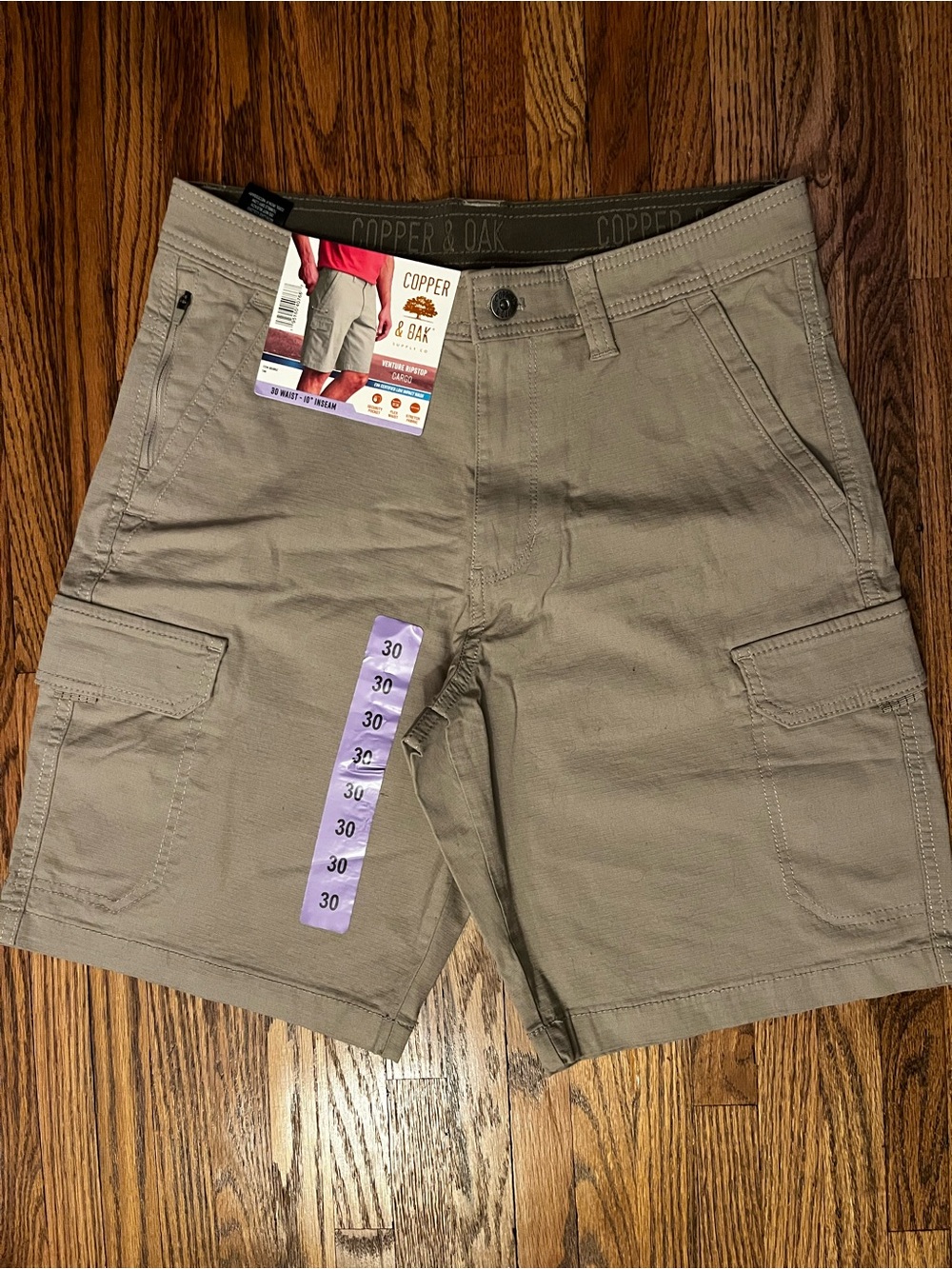 Copper & Oak Men's Cargo Shorts in Taupe